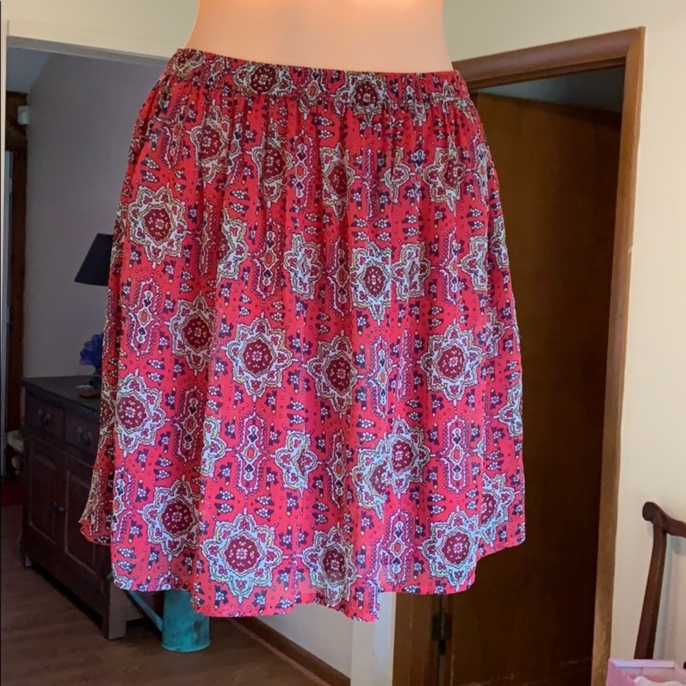 HOLLISTER FLORAL SKIRT SZ SM